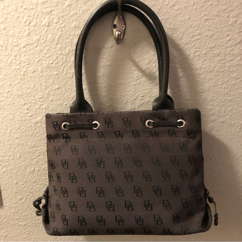 Vintage Dooney & Bourke satchel